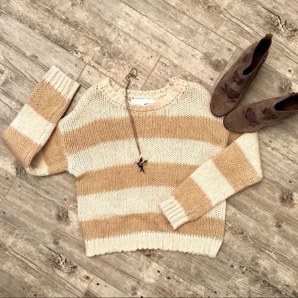 Hiatus Sweaters - Hiatus Camel/Ivory Striped Chunky Crew Neck Knit Sweater - Large